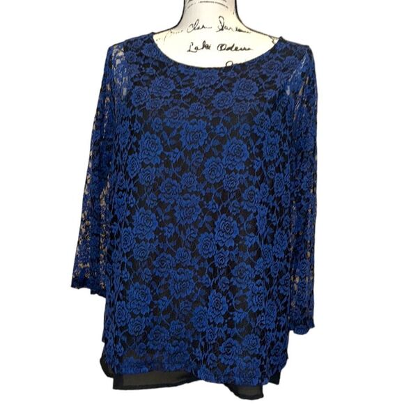 Olivia Moon Lace Navy Blue 1/2 Sleeves Popover NWT Size Medium - Picture 2 of 11